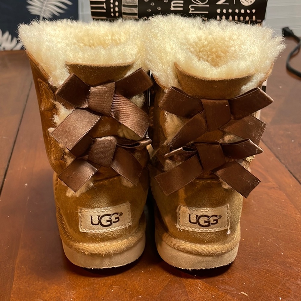 Ugg boot girl 9US